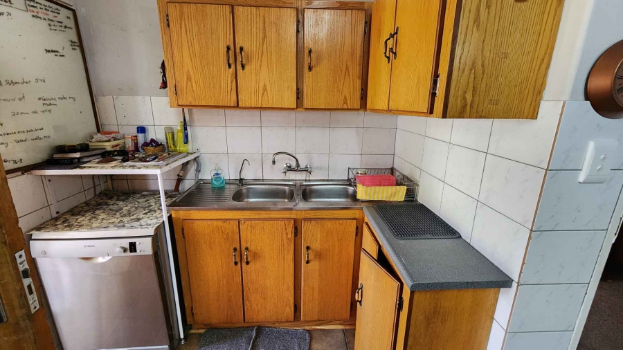 3 Bedroom Property for Sale in Generaal De Wet Free State